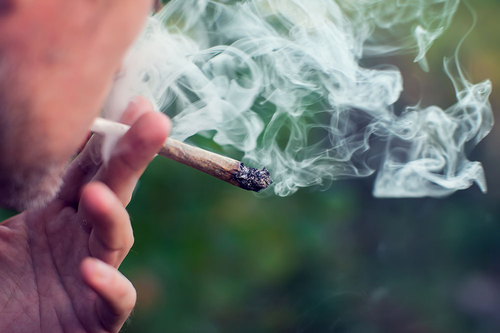 sevrage cannabique avec Alliance Laser pour arrêter de fumer du cannabis